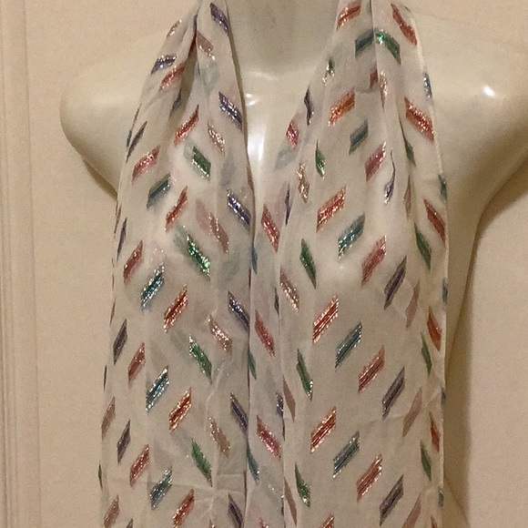 Scarf head wrap bone metallic colorful NWOT red green purple pink Versat… - Picture 6 of 9